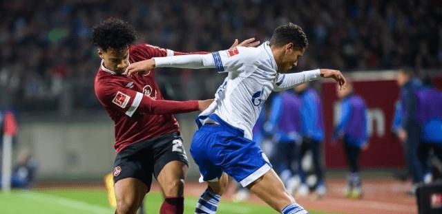 当对方边路 当对方边路